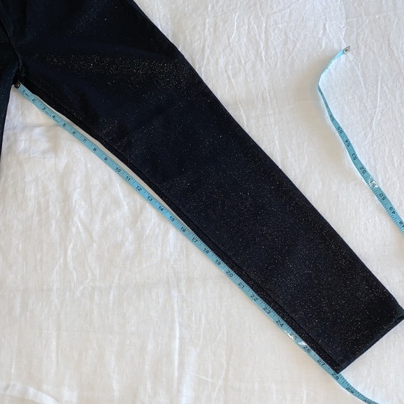 🖤Hudson Jeans🖤
Nico Mid-Rise Skinny Ankle Glitter Black Jeans - Picture 16 of 16